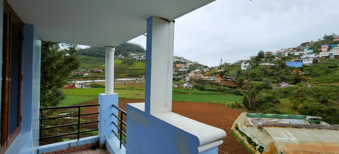 Rainbow Palace Apartman Ooty Kültér fotó