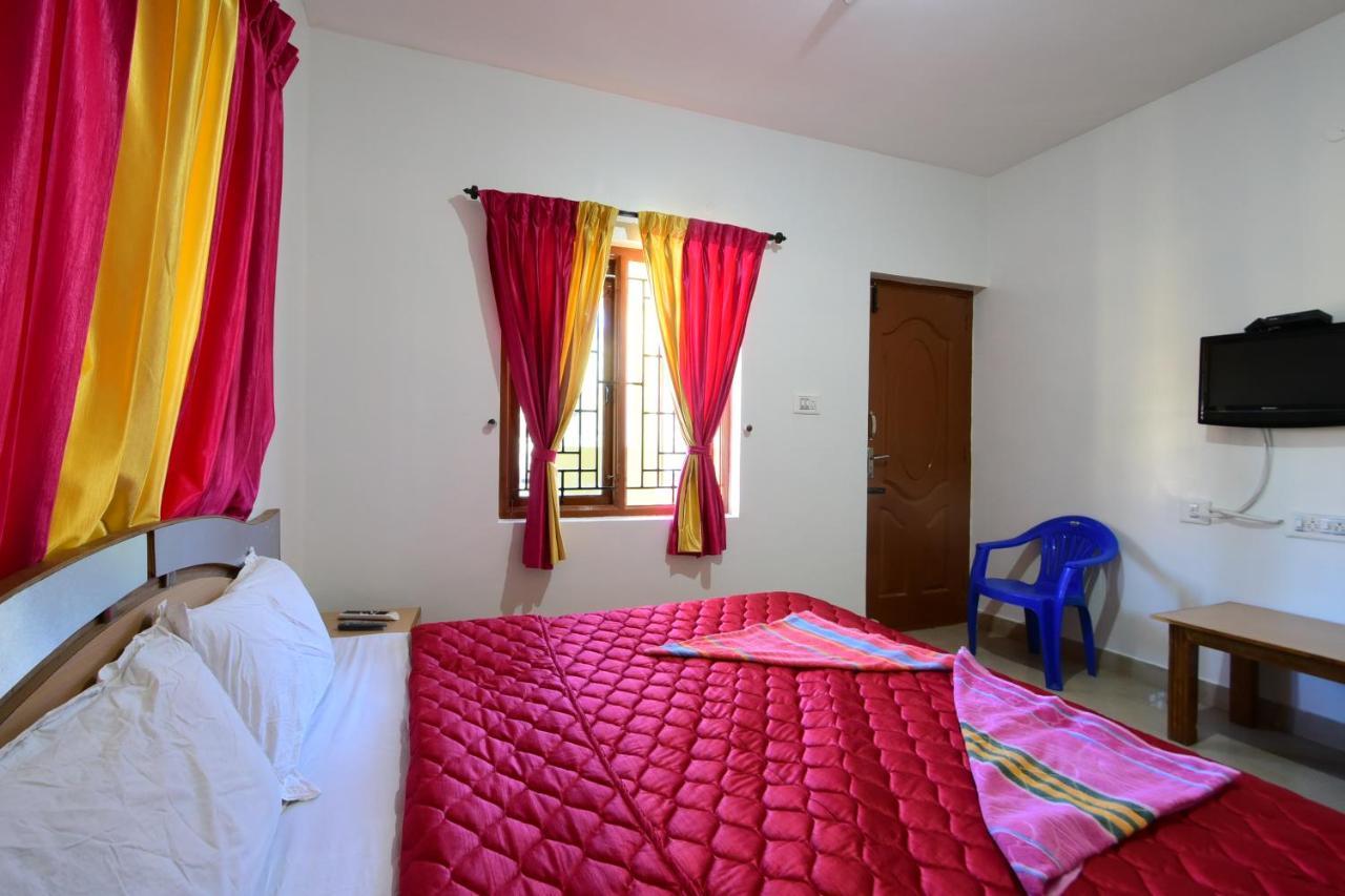 Rainbow Palace Apartman Ooty Kültér fotó